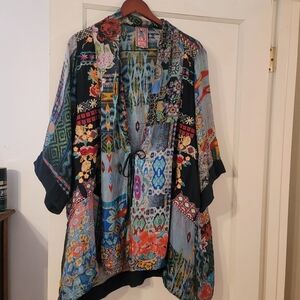 Wonderful Johnny Was 100% Silk Tie-Front Kimono